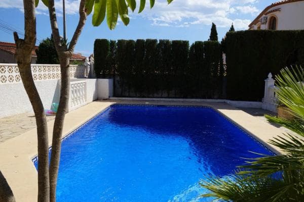 Chalet independiente en venta en UR ORTENBACH, Calpe
photo 1