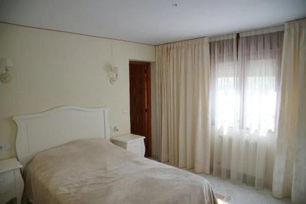 Chalet independiente en venta en UR ORTENBACH, Calpe
thumbnail 1