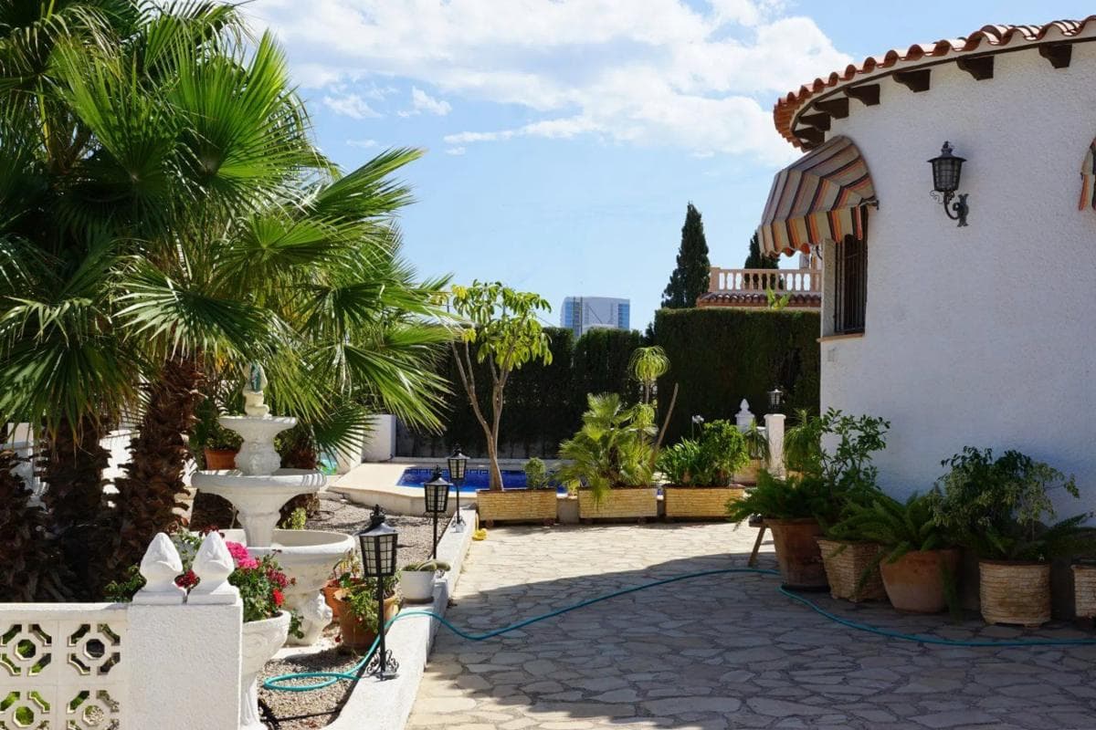 Venta de chalet independiente en UR ORTENBACH, Calpe
photo 3