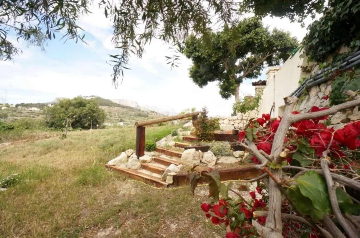 Property photo 3