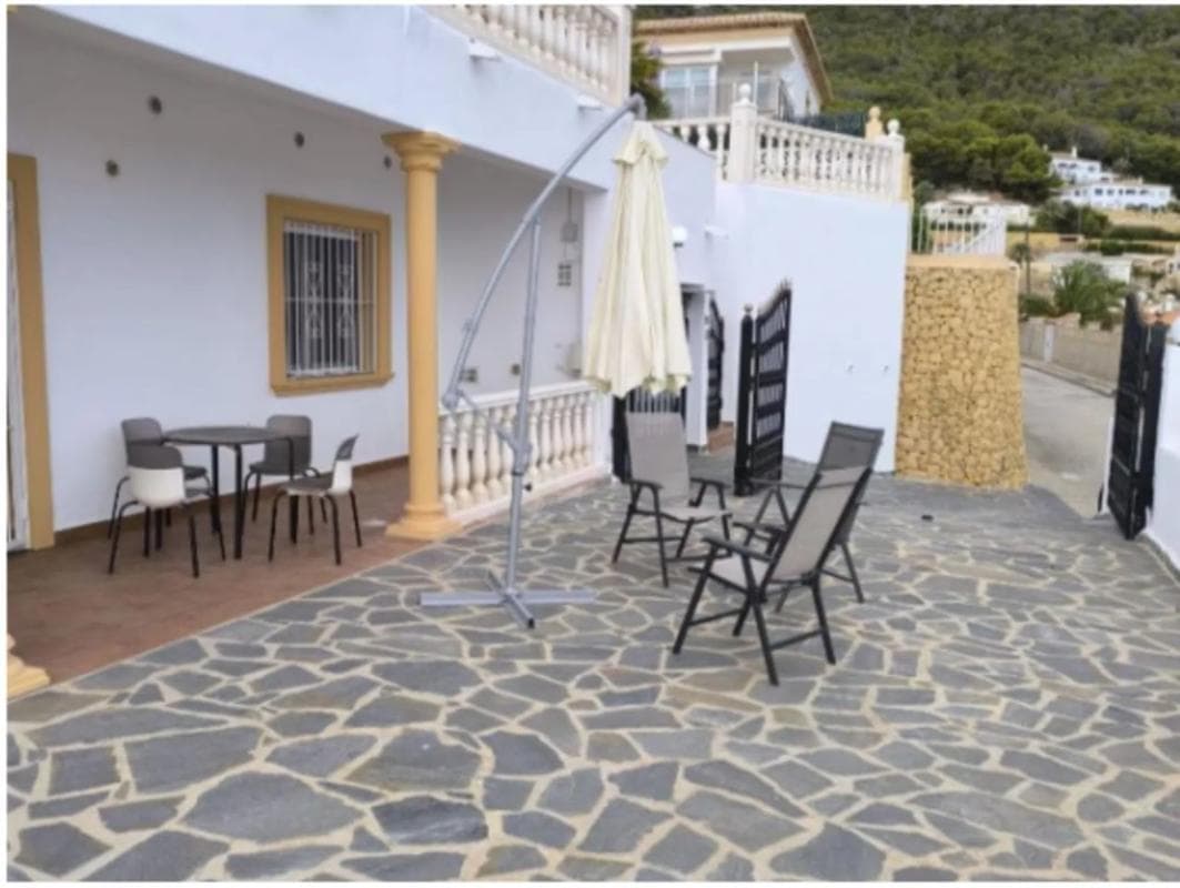 Property photo 4