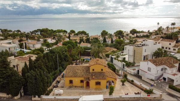 Chalet independiente en venta en Cometa-Carrió, Calpe
photo 1