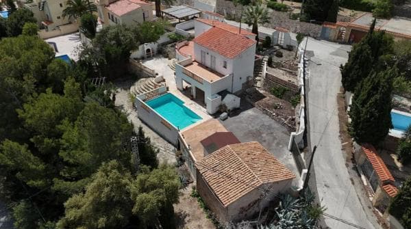Chalet independiente en venta en maryvilla, Calpe
photo 1
