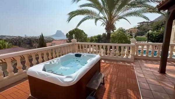 Chalet independiente en venta en maryvilla, Calpe
photo 1