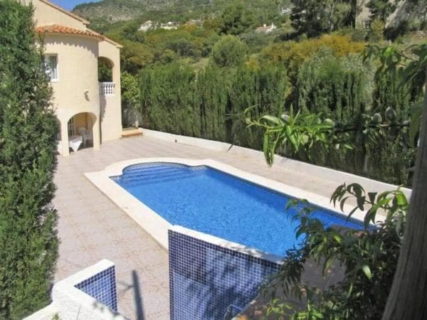 Chalet independiente en venta en maryvilla, Calpe
thumbnail 2