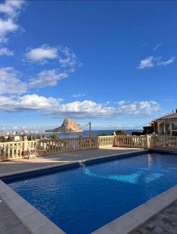 Chalet independiente en venta en UR ORTENBACH, Calpe
photo 1
