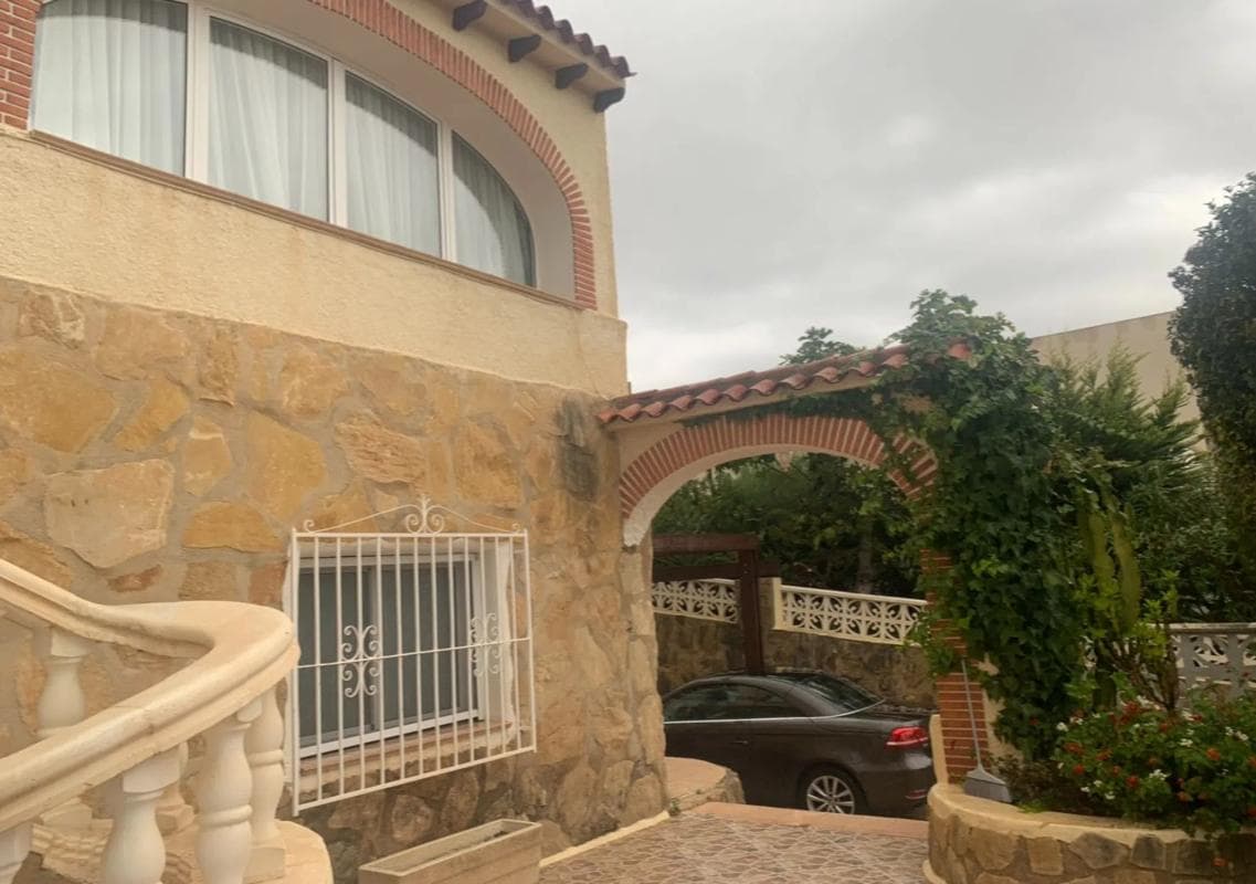 Venta de chalet independiente en UR ORTENBACH, Calpe
photo 2