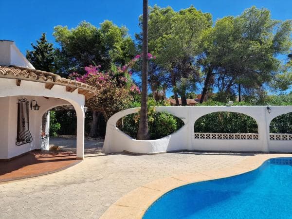 Chalet independiente en venta en Partida Los Pinos, Calpe
photo 1