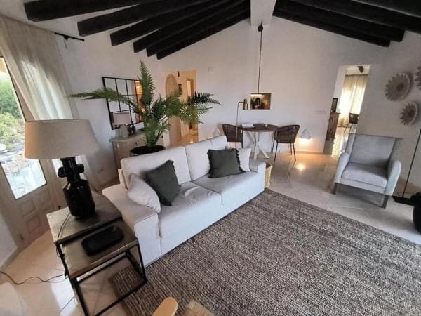 Chalet independiente en venta en maryvilla, Calpe
thumbnail 2