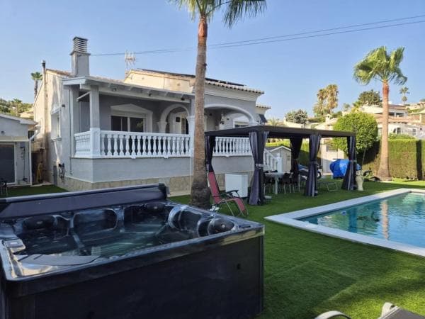 Chalet independiente en venta en Cometa-Carrió, Calpe
thumbnail 2