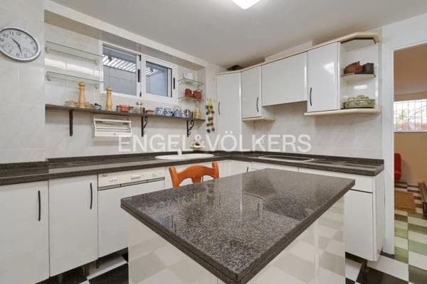Chalet independiente en venta en maryvilla, Calpe
thumbnail 1