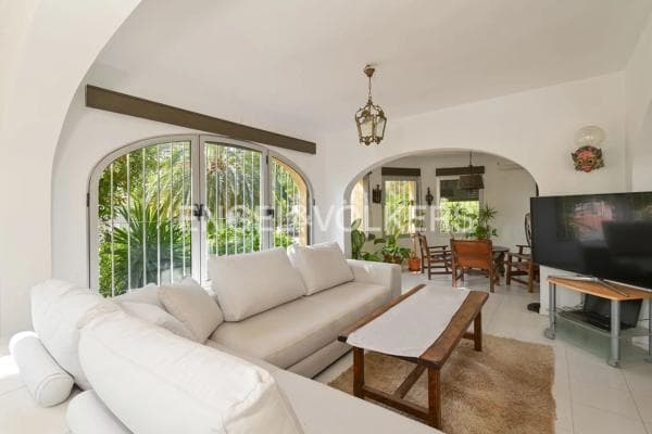 Chalet independiente en venta en maryvilla, Calpe
thumbnail 2
