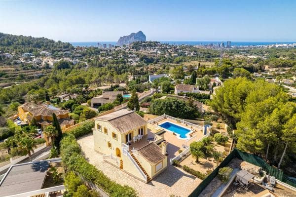 Chalet independiente en venta en Cometa-Carrió, Calpe
photo 1