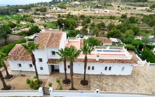 Chalet independiente en venta en Partida la Empedrola, 4, Calpe
thumbnail 2
