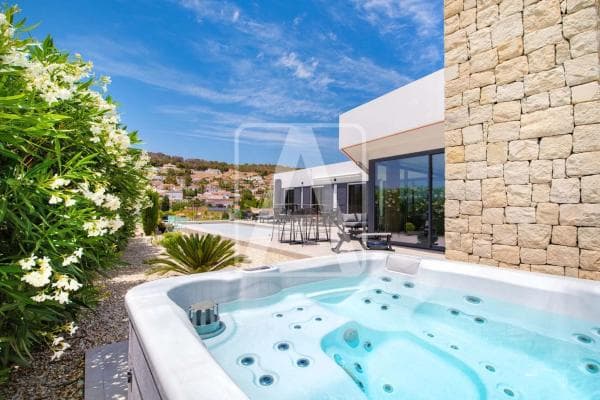Chalet independiente en venta en Cometa-Carrió, Calpe
thumbnail 2