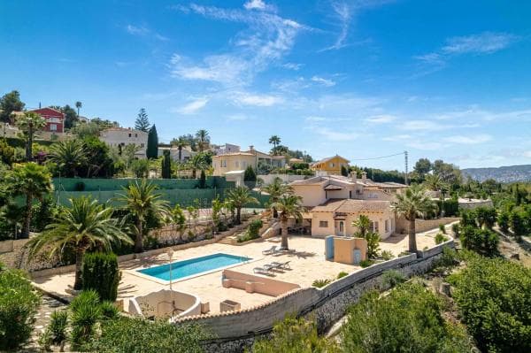 Chalet independiente en venta en Partida Cometa III, Calpe
thumbnail 1