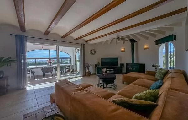 Chalet independiente en venta en Partida la Empedrola, Calpe
thumbnail 1