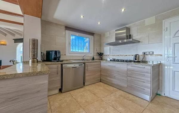 Chalet independiente en venta en Partida la Empedrola, Calpe
thumbnail 2
