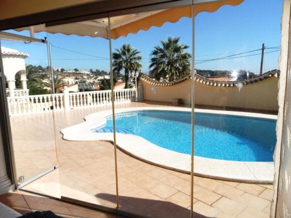 Chalet independiente en venta en Canuta, Calpe
thumbnail 1
