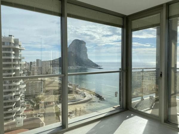 Piso en venta en Playa Arenal-Bol, Calpe
thumbnail 1
