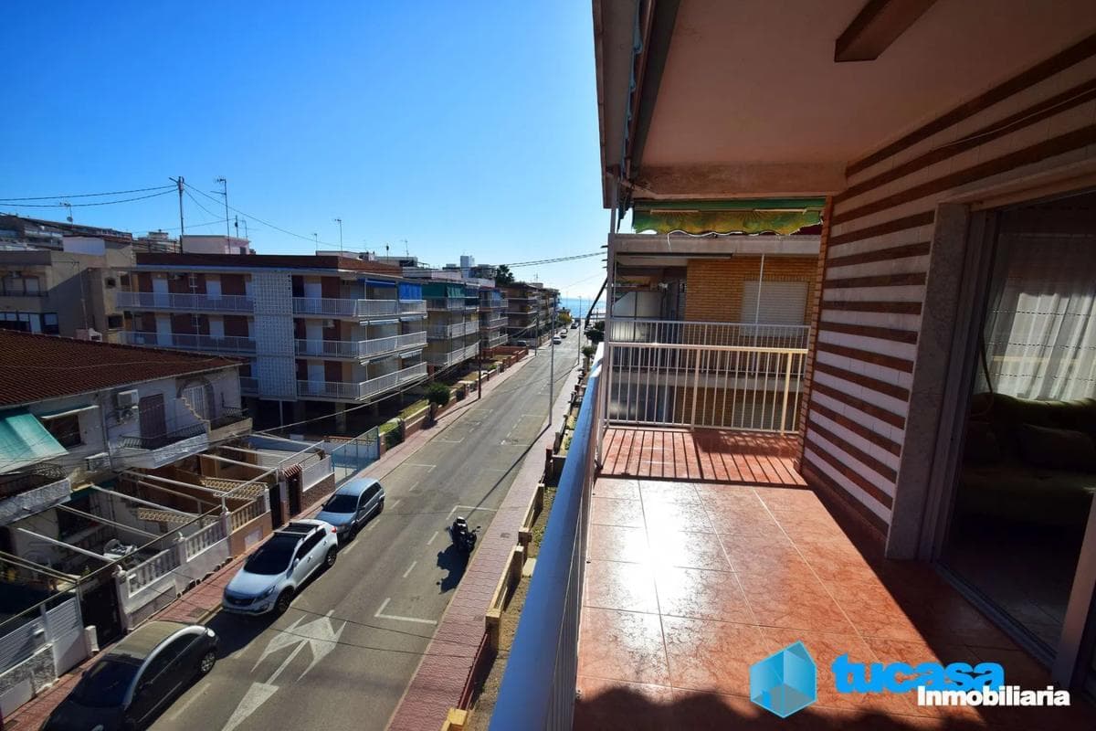 Venta de piso en CL ALMANSA, 19, Santa Pola
photo 2