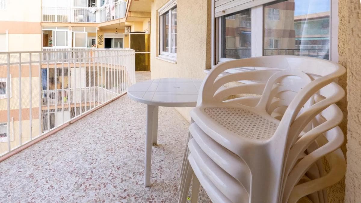 Venta de piso en Avenida Vicente Blasco Ibañez, Santa Pola
photo 2