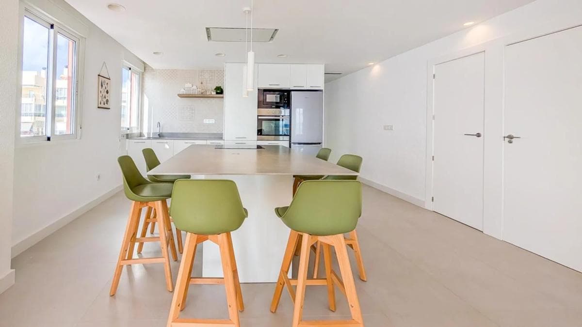 Venta de piso en Avenida Vicente Blasco Ibañez, Santa Pola
photo 4