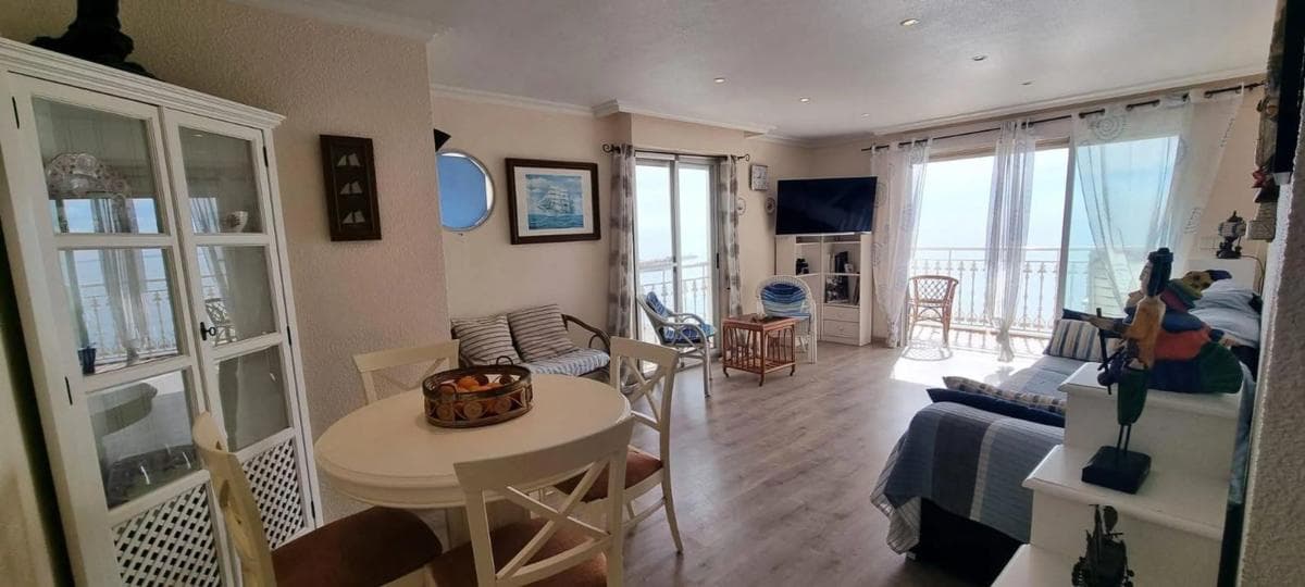 Venta de piso en Calle Campoamor, Santa Pola
photo 2