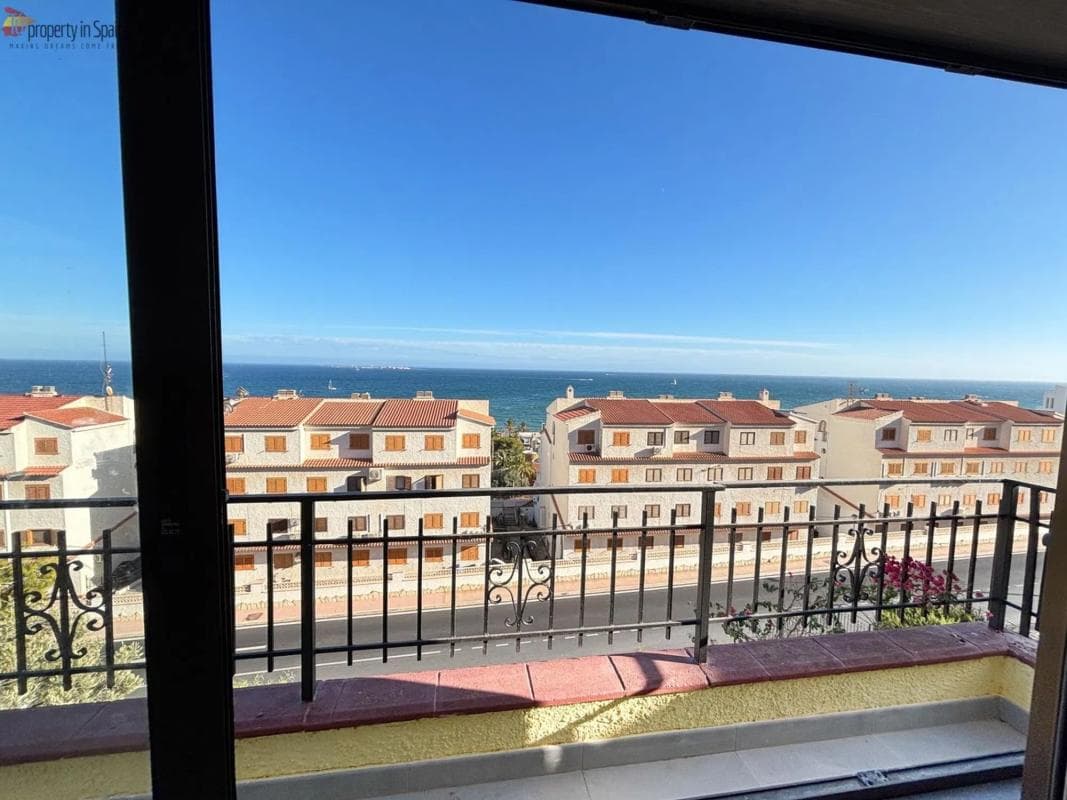 Venta de piso en Avenida Catalanet, Santa Pola
photo 4