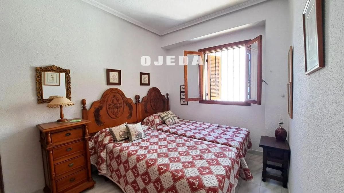 Venta de piso en Avenida Catalanet, Santa Pola
photo 2