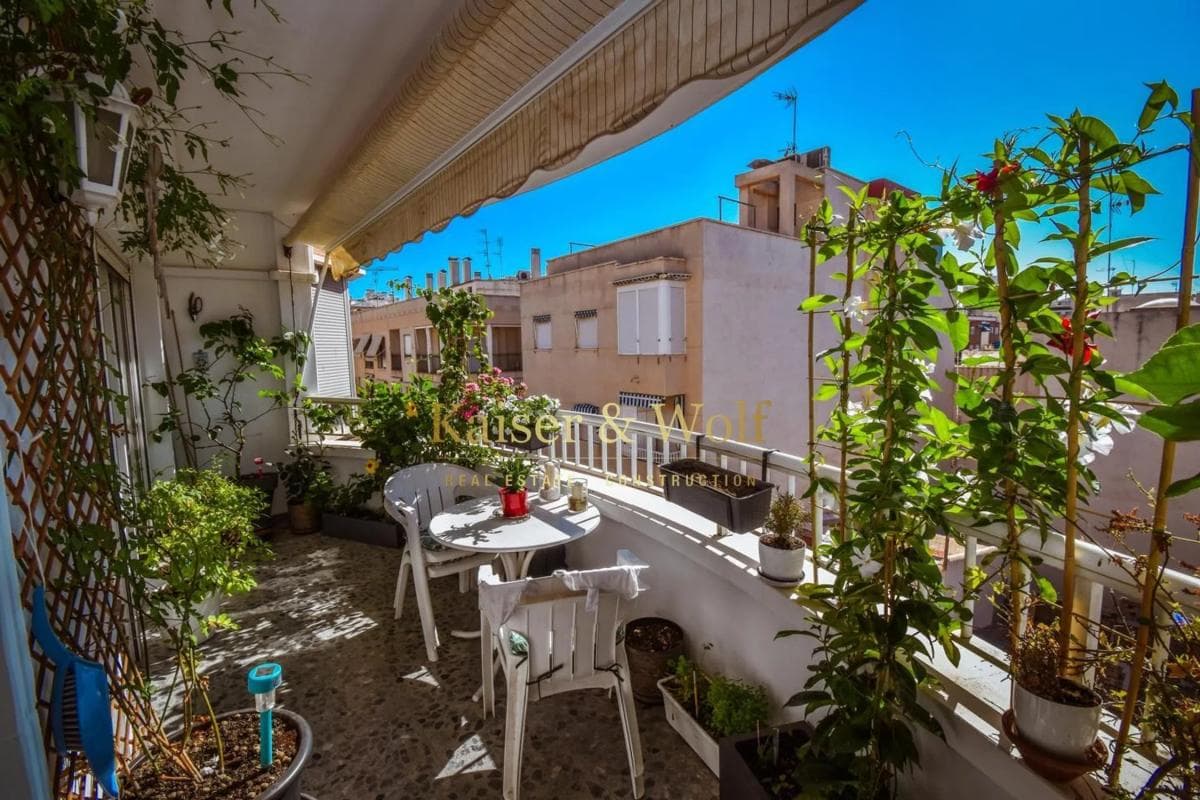 Venta de piso en Calle de Sant Antoni, Santa Pola
photo 2