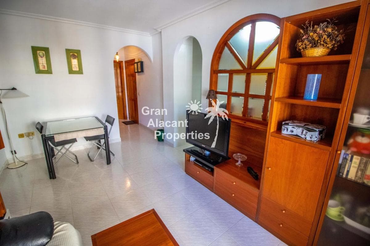 Venta de piso en Avenida de Portugal, 229, Santa Pola
photo 4