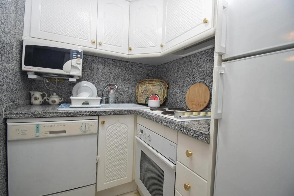 Venta de piso en Avenida Santiago Bernabéu, Santa Pola
photo 4
