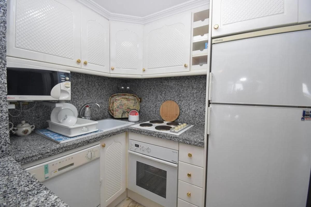 Venta de piso en Avenida Santiago Bernabéu, Santa Pola
photo 5