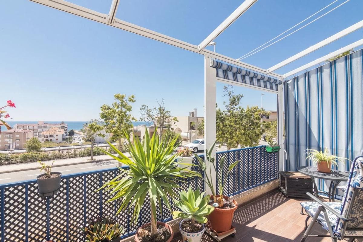 Venta de chalet adosado en Calle Juan Sebastián Elcano , Santa Pola photo 4