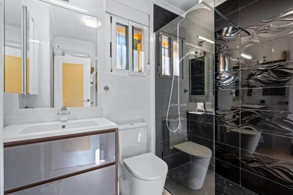 Chalet independiente en venta en Calle La Rambla, Guardamar del Segura
thumbnail 1