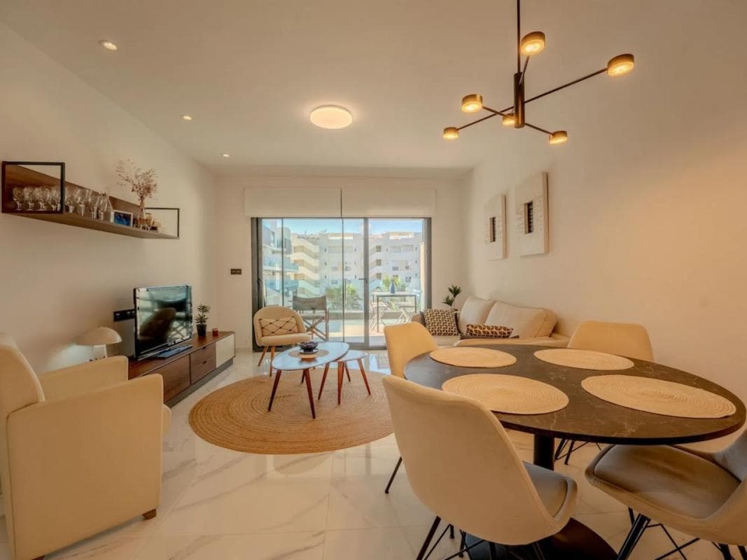 Venta de piso en Urbanizaciones, Guardamar del Segura
photo 3