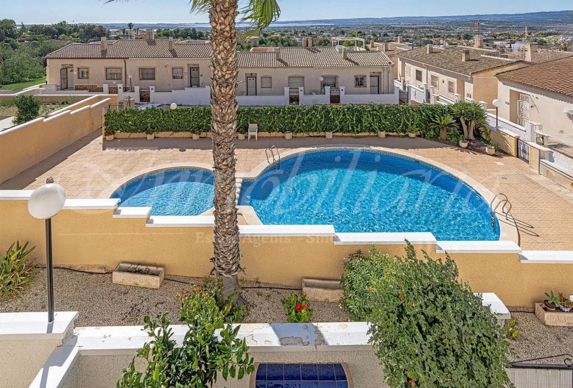 Venta de chalet adosado en Calle Costa Brava, 13 , Rojales photo 4