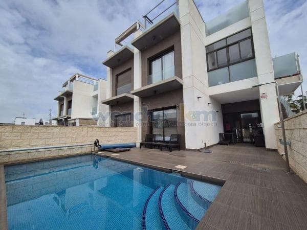 Piso en venta en Ciudad Quesada, Rojales
photo 1