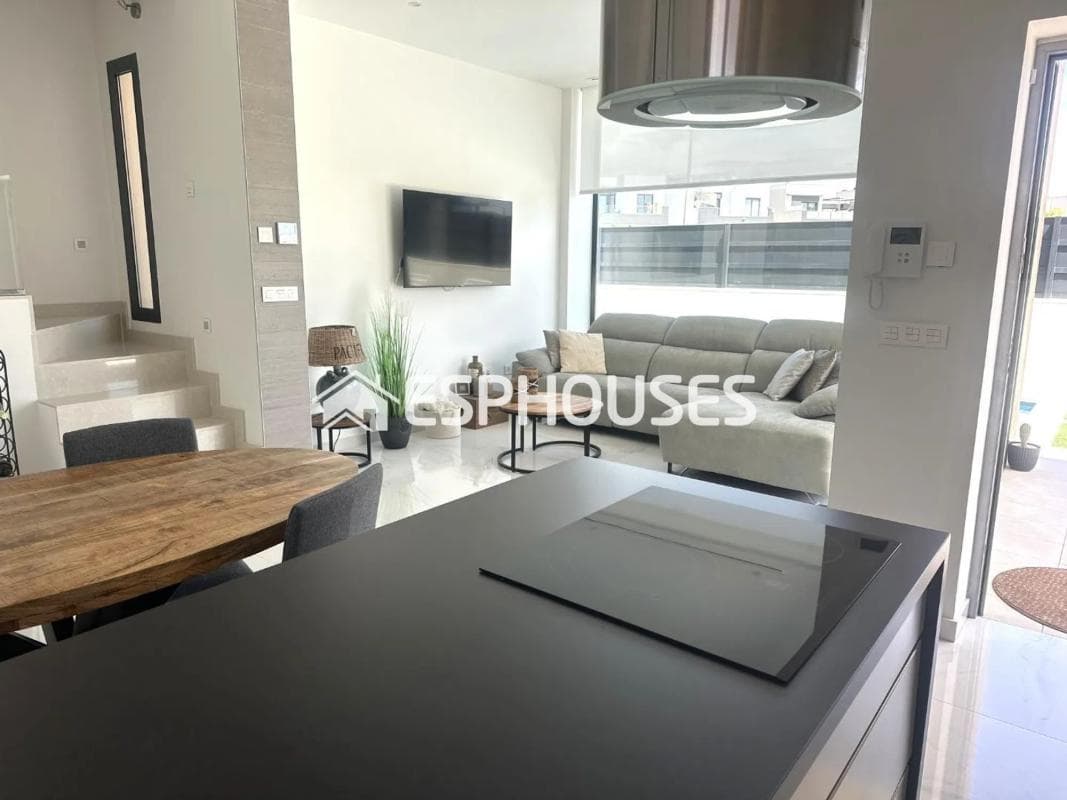 Venta de chalet independiente en Ciudad Quesada, Rojales
photo 3
