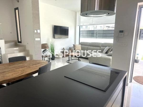 Chalet independiente en venta en Ciudad Quesada, Rojales
thumbnail 2