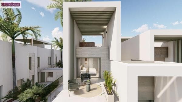 Chalet pareado en calle Lerida, 12 thumbnail 1