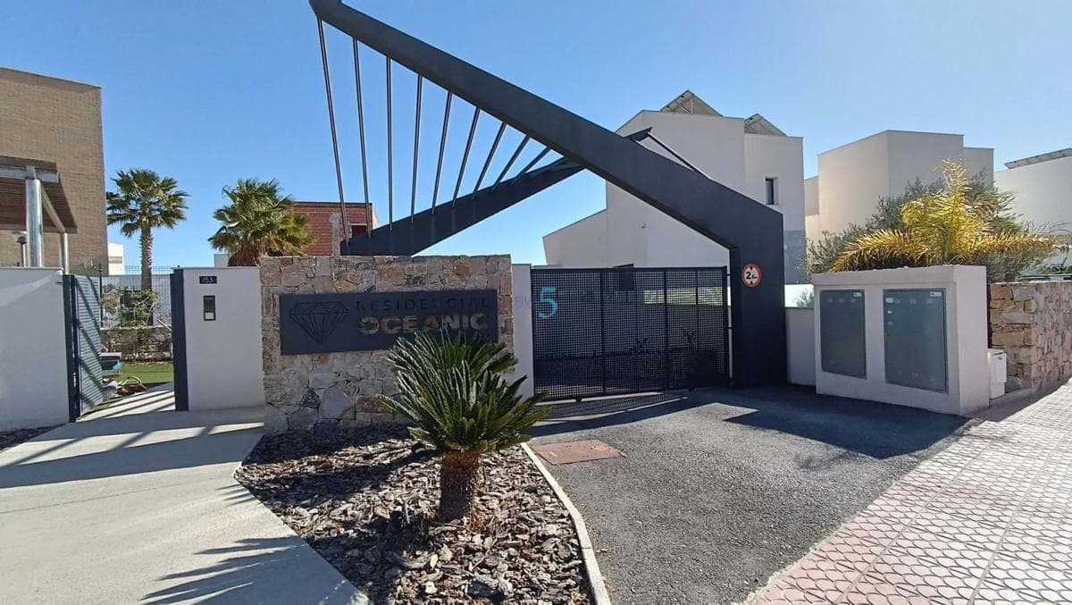 Venta de chalet independiente en Ciudad Quesada, Rojales
photo 3