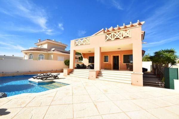 Chalet independiente en venta en Ciudad Quesada, Rojales
photo 1