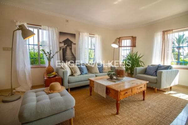 Chalet independiente en venta en Colonia Escandinavia-Cautivador, Alfaz del Pi
thumbnail 1