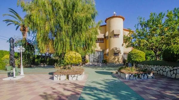 Chalet independiente en venta en Calle Morena, Alfaz del Pi
thumbnail 1