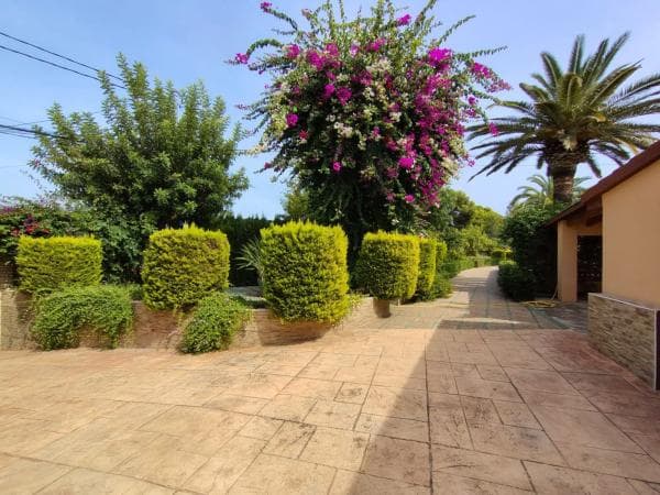 Chalet independiente en venta en Calle Morena, Alfaz del Pi
thumbnail 2
