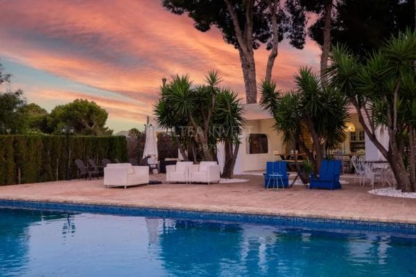 Chalet independiente en venta en Calle Donyana, 20, Alfaz del Pi
photo 1