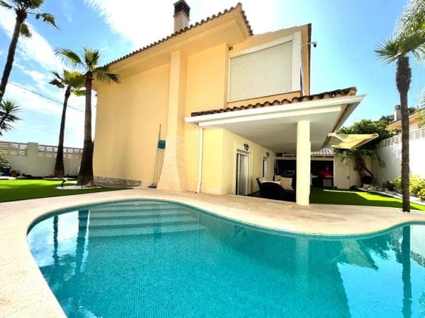 Chalet pareado en calle Llissa s/n thumbnail 1