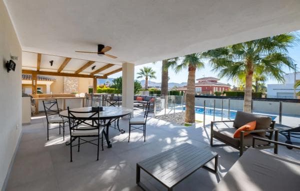 Independent chalet for sale in Calle La Palma, 7, Alfaz del Pi
thumbnail 2